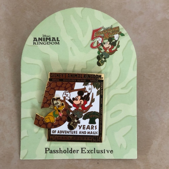 Disney Accessories - Disney 2003 Animal Kingdom 5th Anniversary Pin